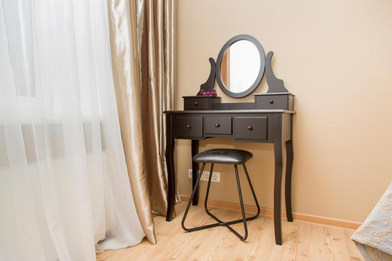 Baltic Amber In Diplomatic District & Free Parking Apartment Riga Bagian luar foto