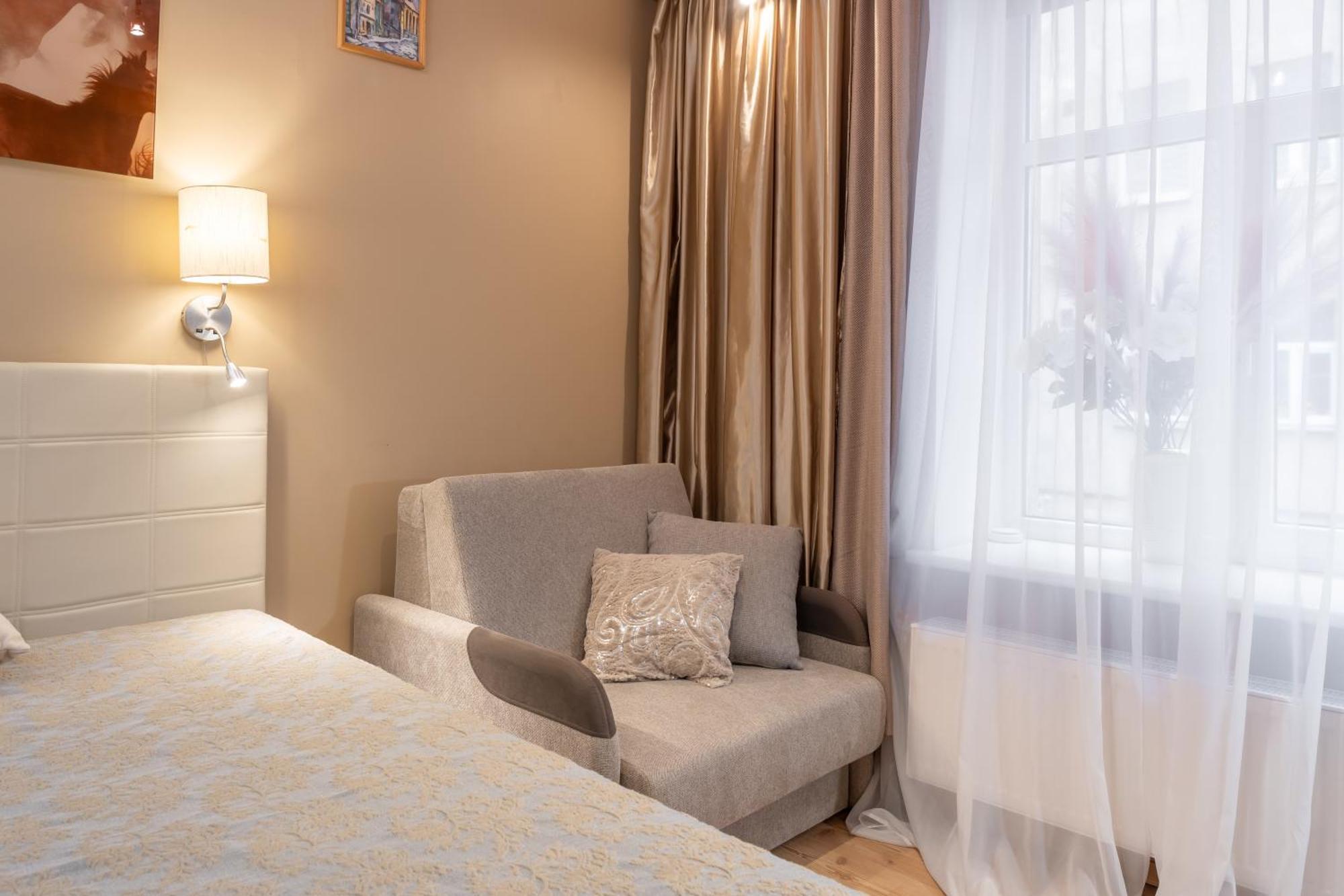 Baltic Amber In Diplomatic District & Free Parking Apartment Riga Bagian luar foto