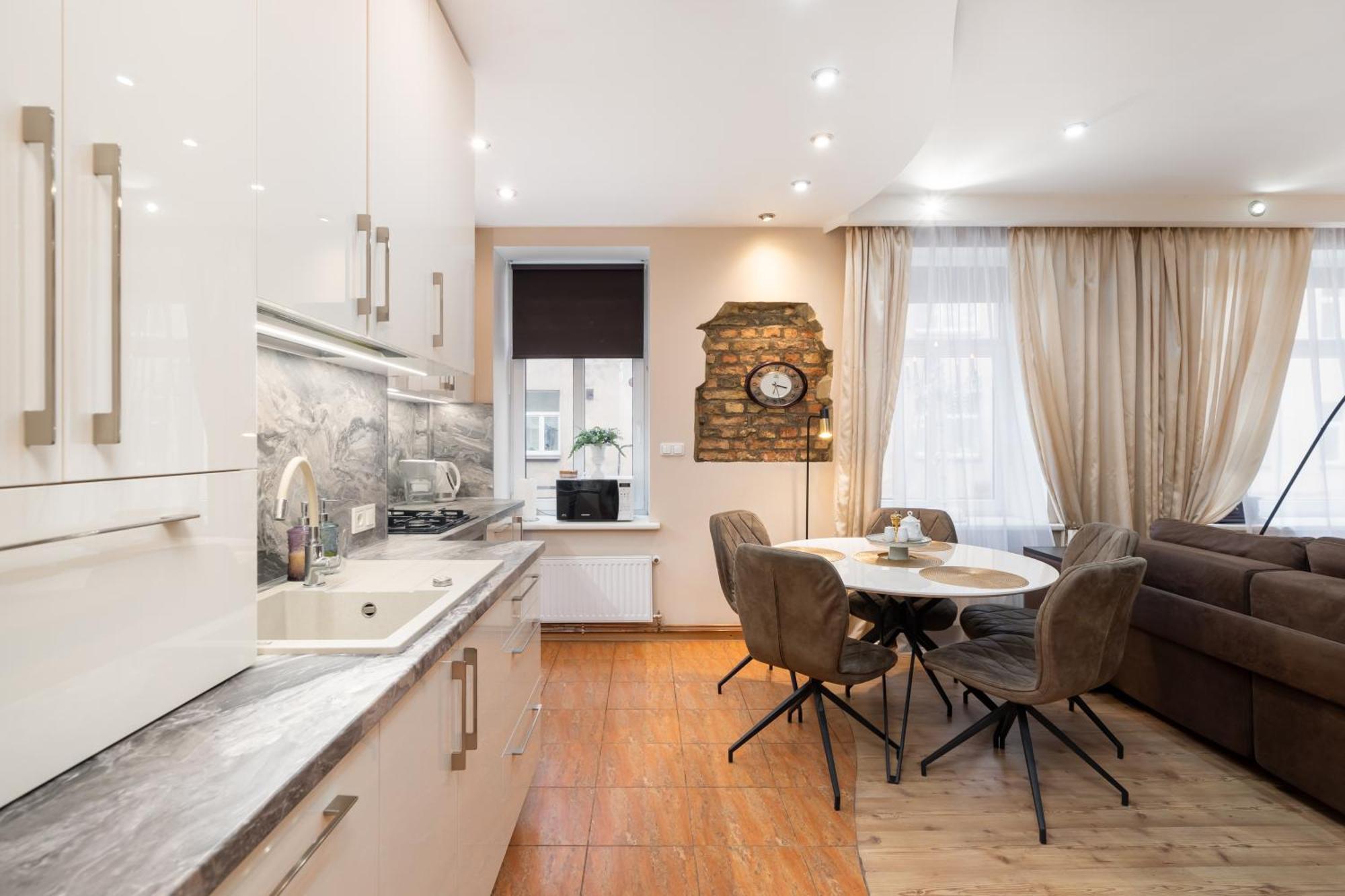 Baltic Amber In Diplomatic District & Free Parking Apartment Riga Bagian luar foto
