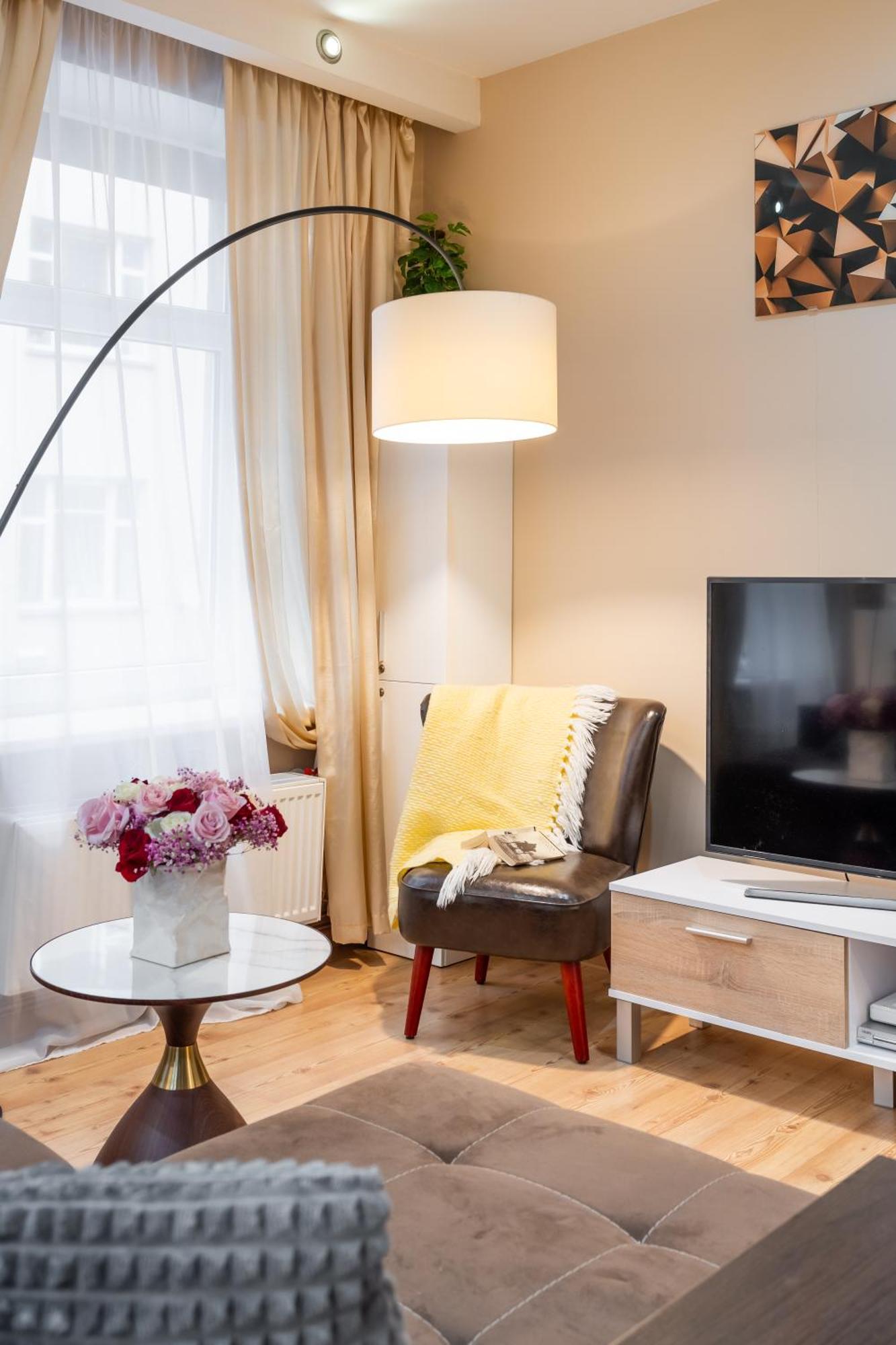 Baltic Amber In Diplomatic District & Free Parking Apartment Riga Bagian luar foto