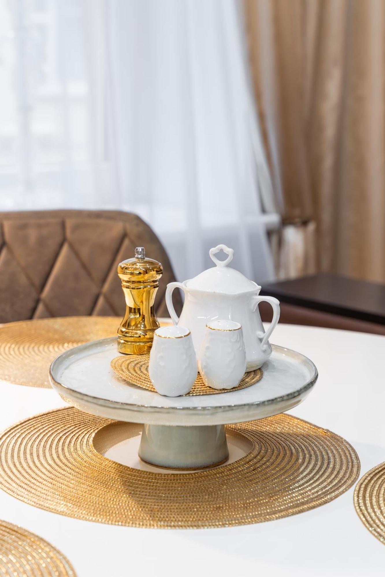 Baltic Amber In Diplomatic District & Free Parking Apartment Riga Bagian luar foto